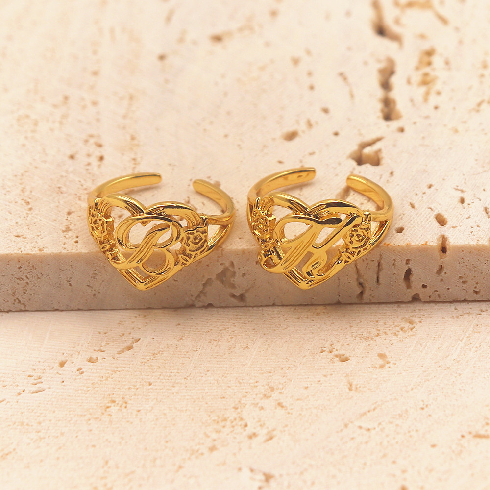 Gold Personalisierte Initialen – Wedding Z Bewertung und Preis