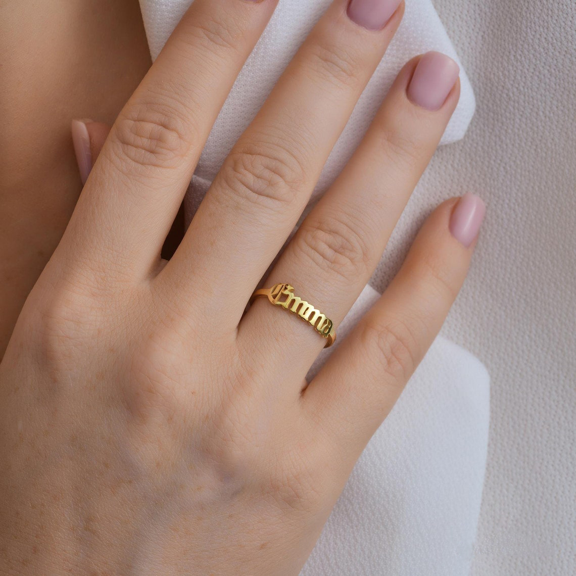 Benutzerdefinierte Gold Ring F – Wedding Zone Bewertung und Preis